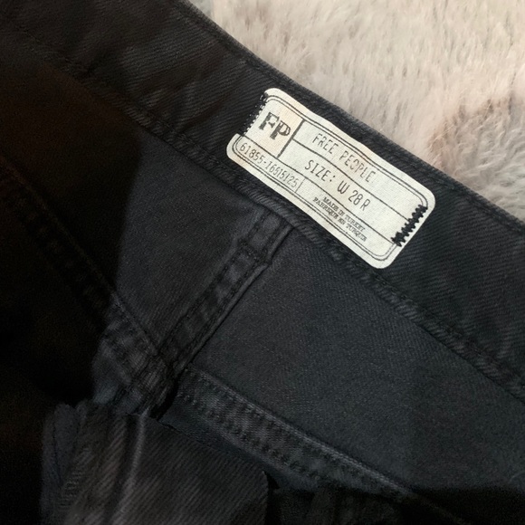 Free People Rita Crop Flare Jeans Black NWOT - Picture 4 of 6